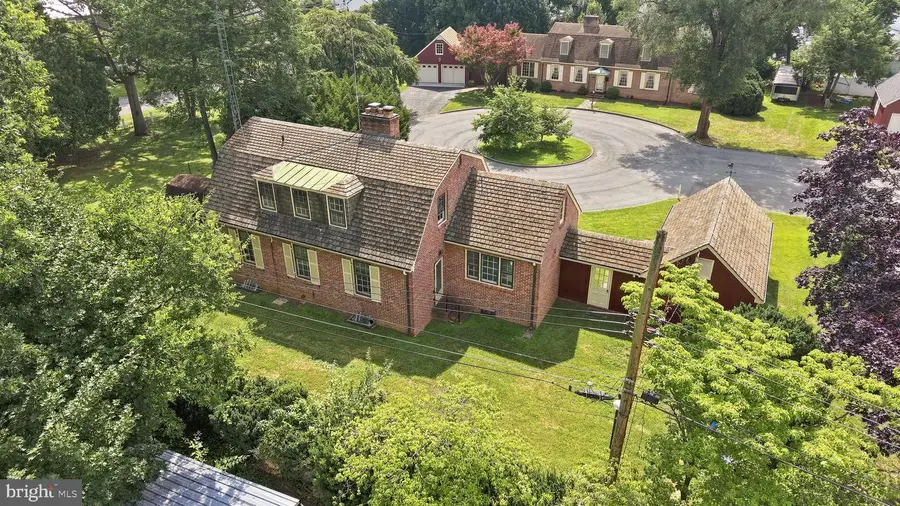 6 Academy Ct, Berryville, VA 22611 - #2