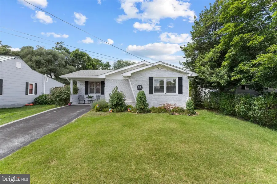 21 Page St, Berryville, VA 22611 - #2