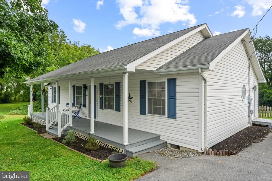 4 Huntingdon Ln, Boyce, VA 22620 - #3