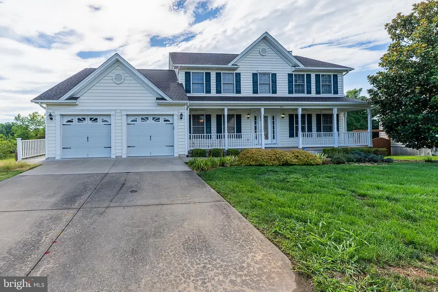 424 Hancock Ct, Berryville, VA 22611 - #2