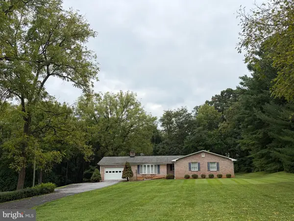 76 Davis Ln, BERRYVILLE, VA 22611