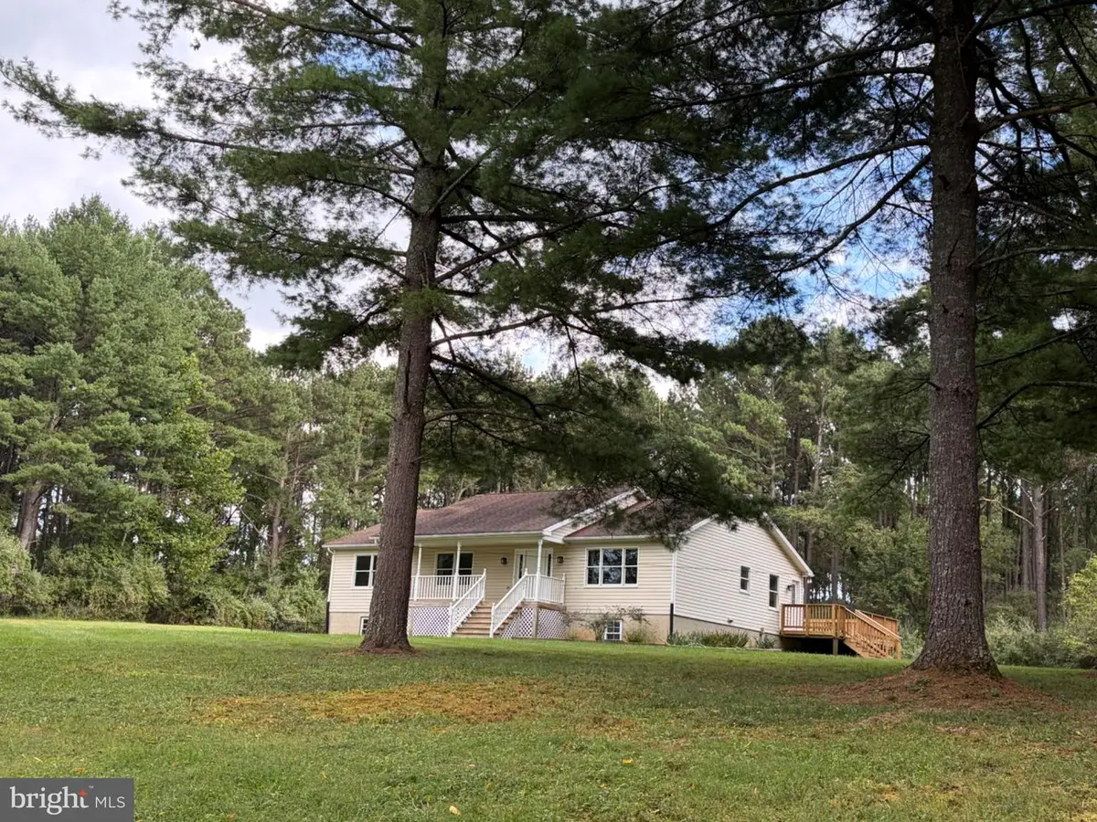 2983 Old Winchester Rd, Boyce, VA 22620 - #1
