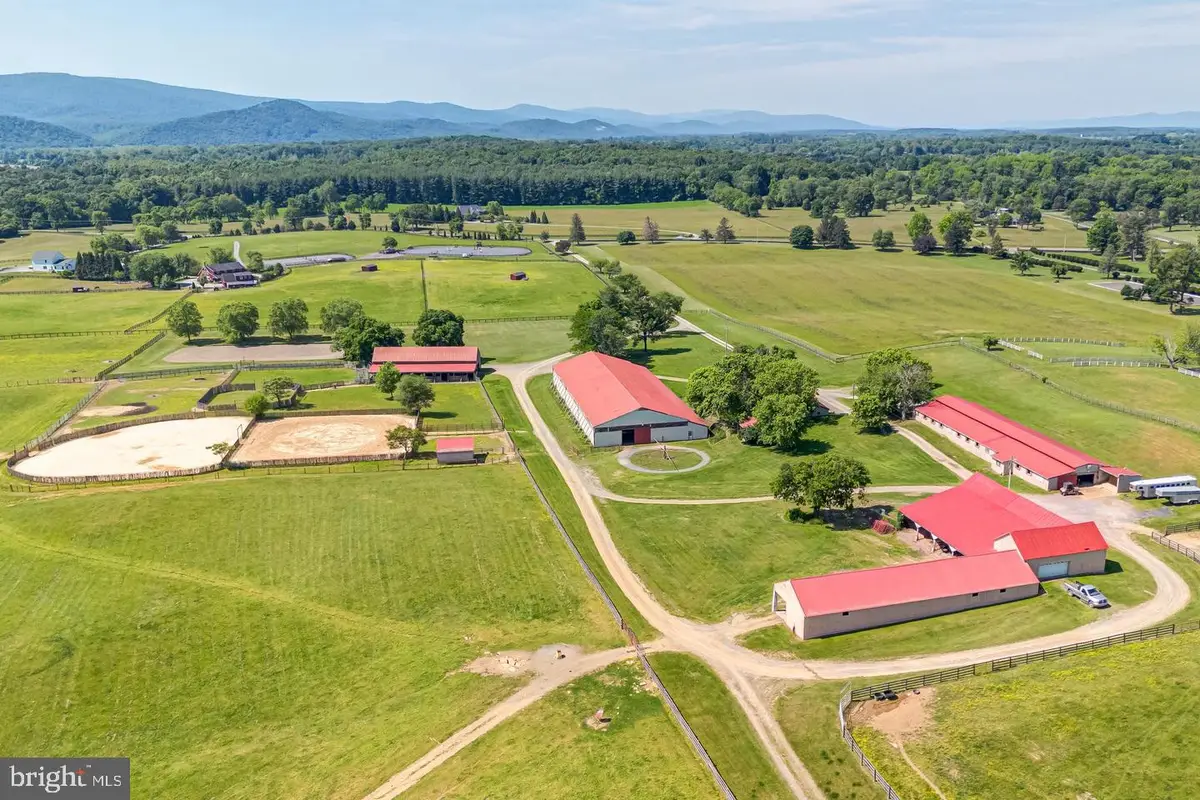 3637 Millwood Rd, Boyce, VA 22620 - #1