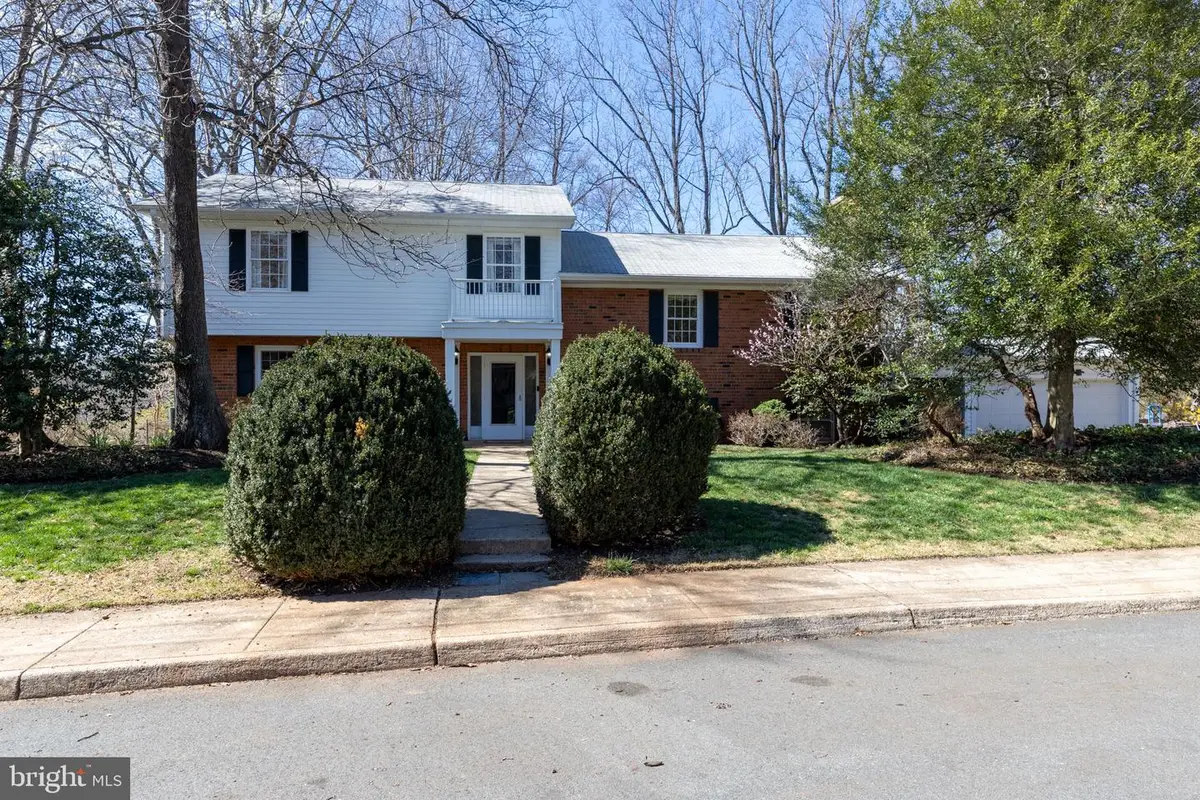 2513 Hillwood Pl, Charlottesville, VA 22901 - #1