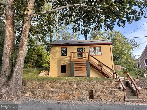 1002 2nd St Se, CHARLOTTESVILLE, VA 22902