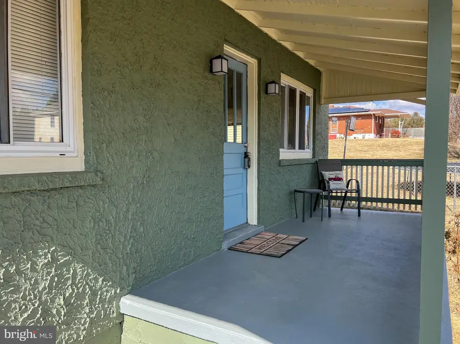 306 N Kelly St, Culpeper, VA 22701 - #2