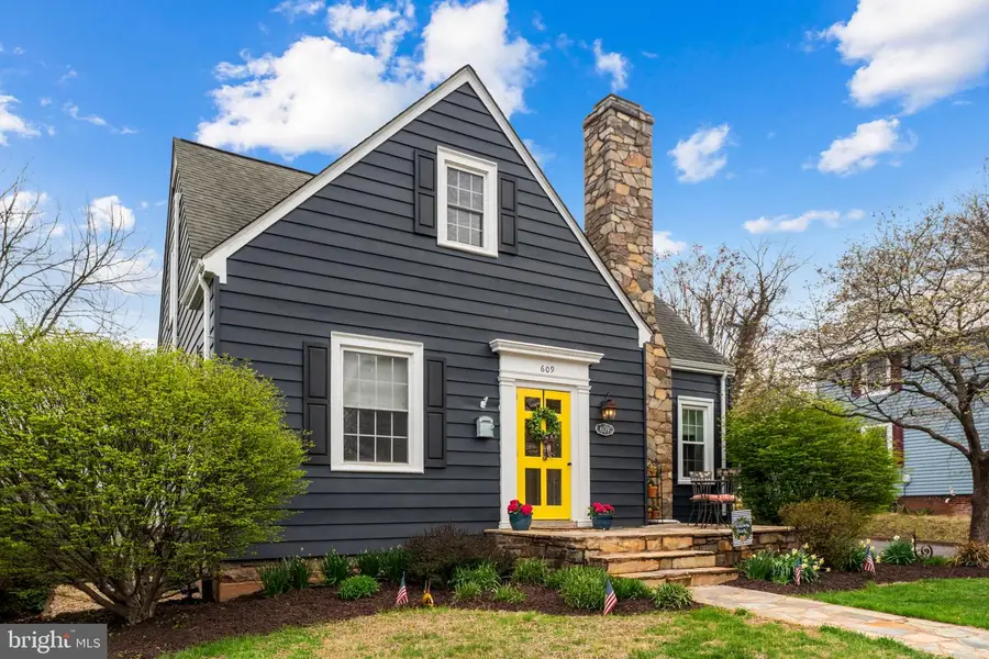 609 S West St, Culpeper, VA 22701 - #2