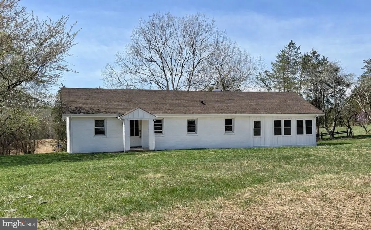 2502 Holly, Amissville, VA 20106 - #1