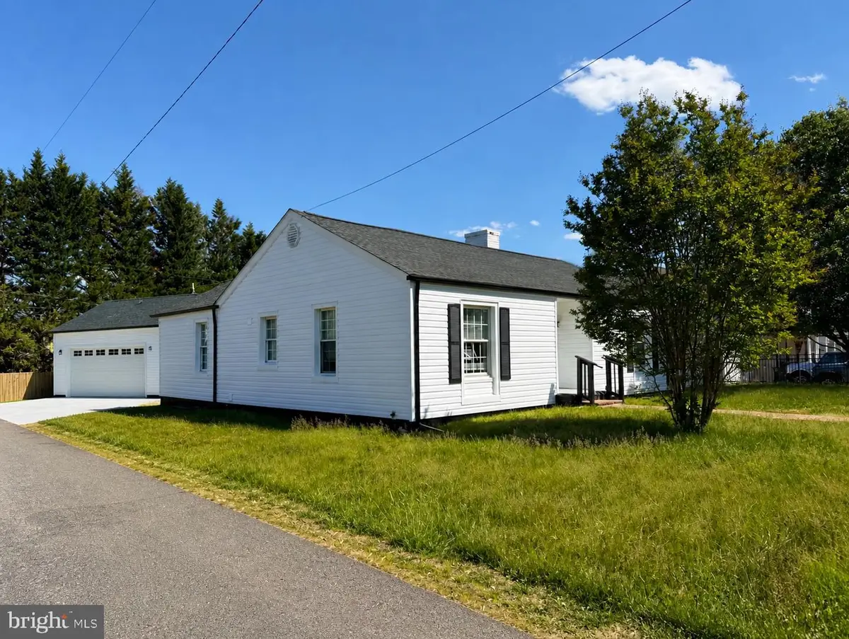 909 Hendrick St, Culpeper, VA 22701 - #1