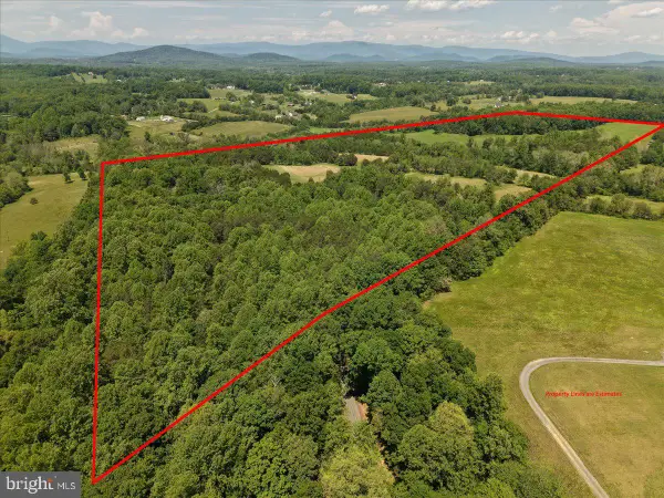 4266 Indian Run Rd, AMISSVILLE, VA 20106