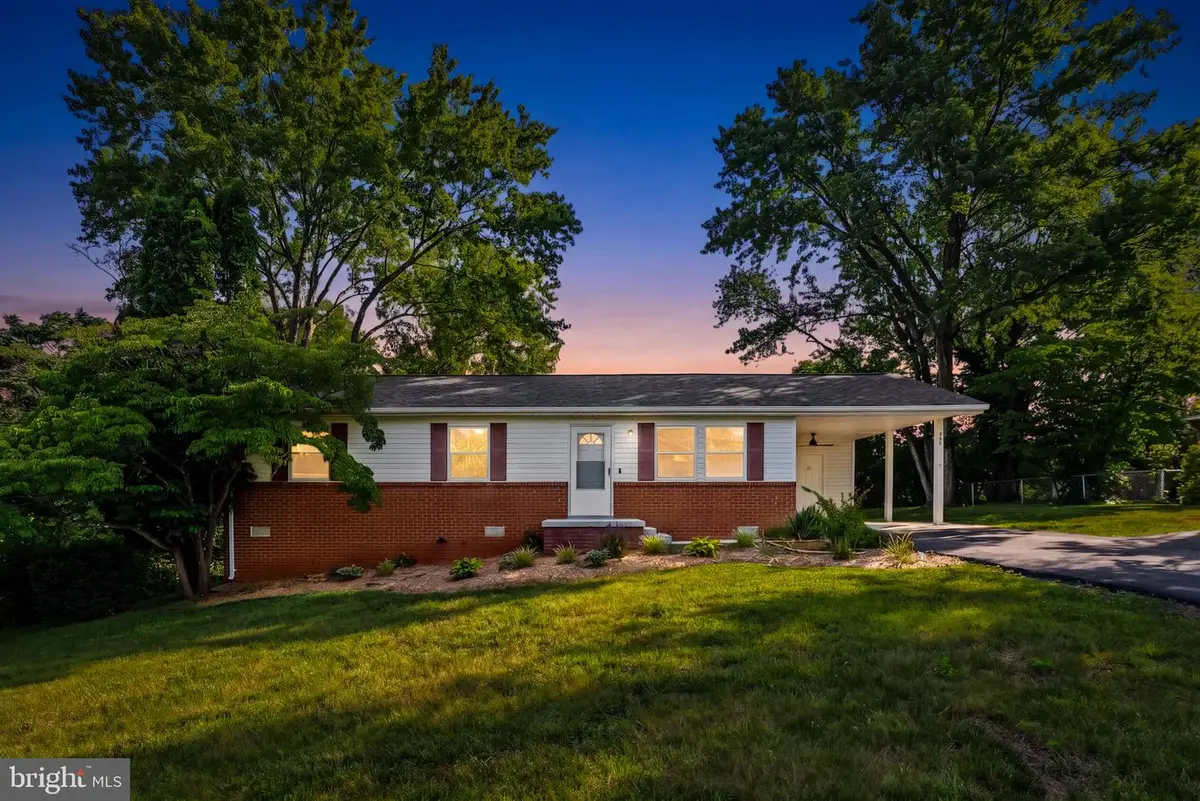 360 Elizabeth St, Culpeper, VA 22701 - #1