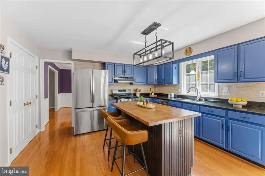 2319 Wildwood Cir, Amissville, VA 20106 - #2