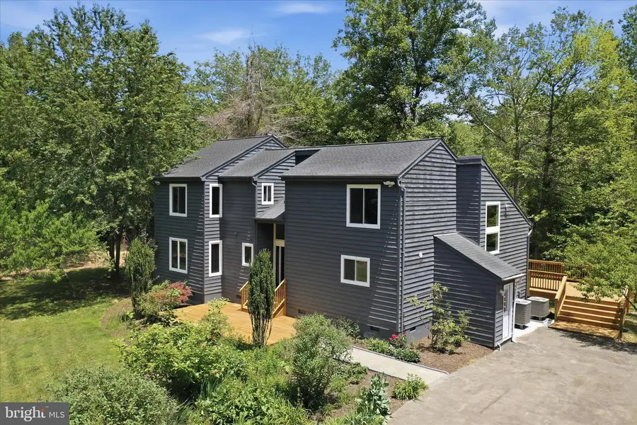 2391 Holly Springs Rd, Amissville, VA 20106 - #2