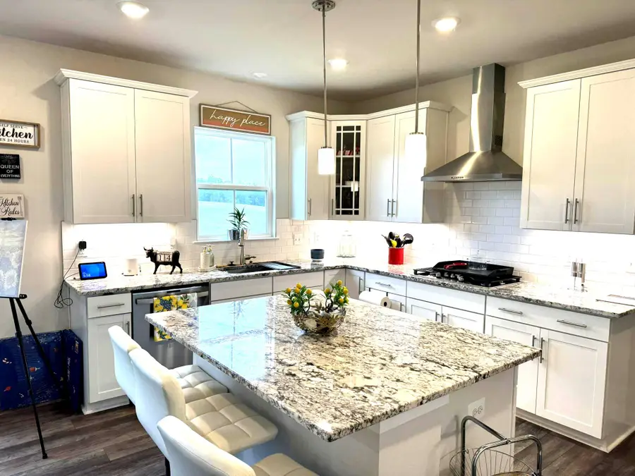 2103 Berwick Dr, Jeffersonton, VA 22724 - #2