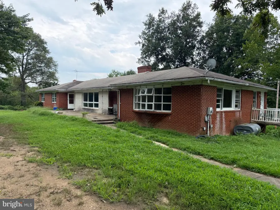 5491 Johnson Ln, Reva, VA 22735 - #3
