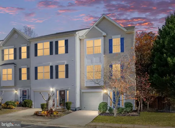 23057 Triple Crown Dr, RUTHER GLEN, VA 22546