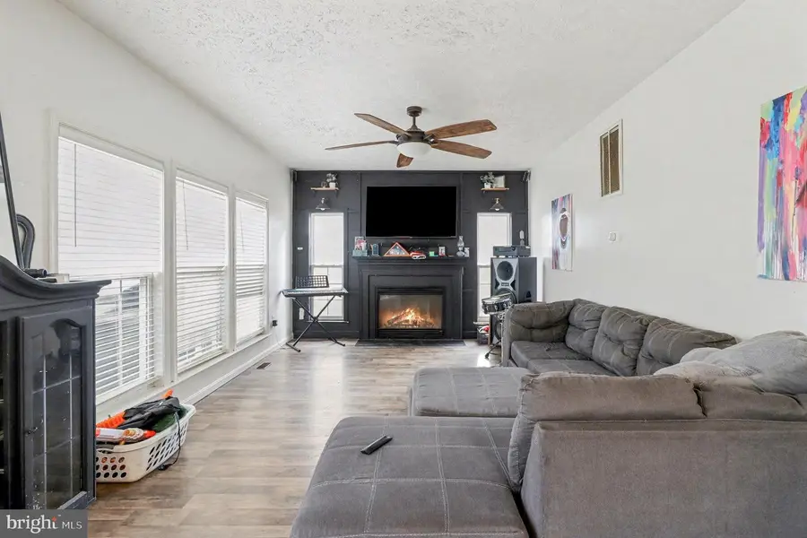 242 Cedar Ridge Dr, Ruther Glen, VA 22546 - Image #3