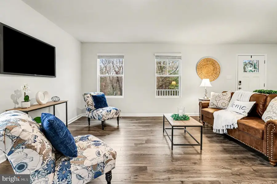 7426 Azalea Dr, Ruther Glen, VA 22546 - Image #2