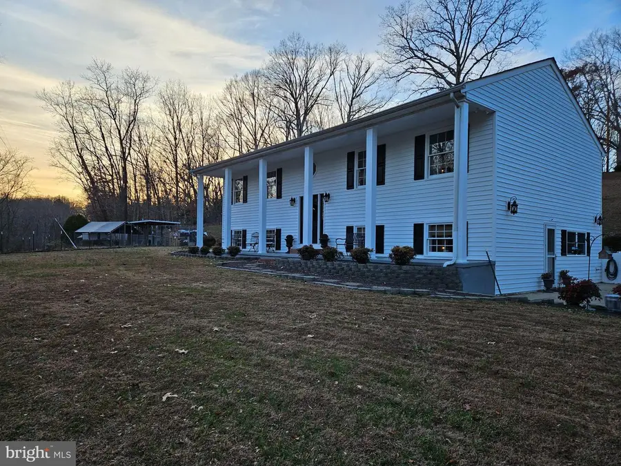 14464 Lipscomb Hill Ln, Milford, VA 22514 - Image #2