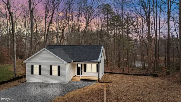 106 Needwood Dr, RUTHER GLEN, VA 22546