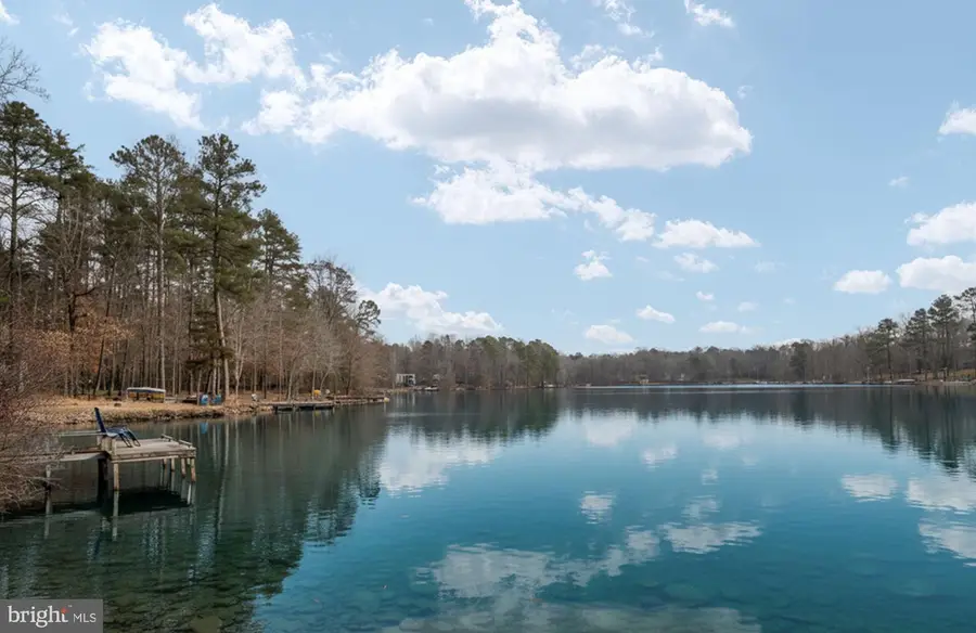 476 Lake Caroline Dr, Ruther Glen, VA 22546 - Image #2