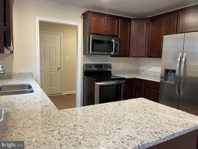 902 Jones Dr, Ruther Glen, VA 22546 - #3