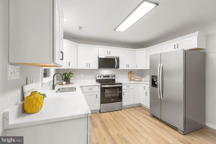 18 Cresthill Ct, Ruther Glen, VA 22546 - #3