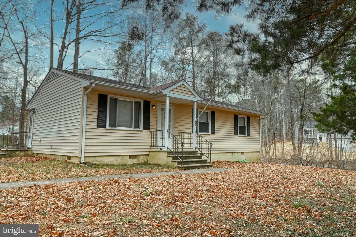 417 Lake Caroline Dr, Ruther Glen, VA 22546 - #1