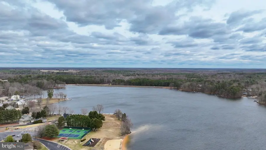 417 Lake Caroline Dr, Ruther Glen, VA 22546 - #3