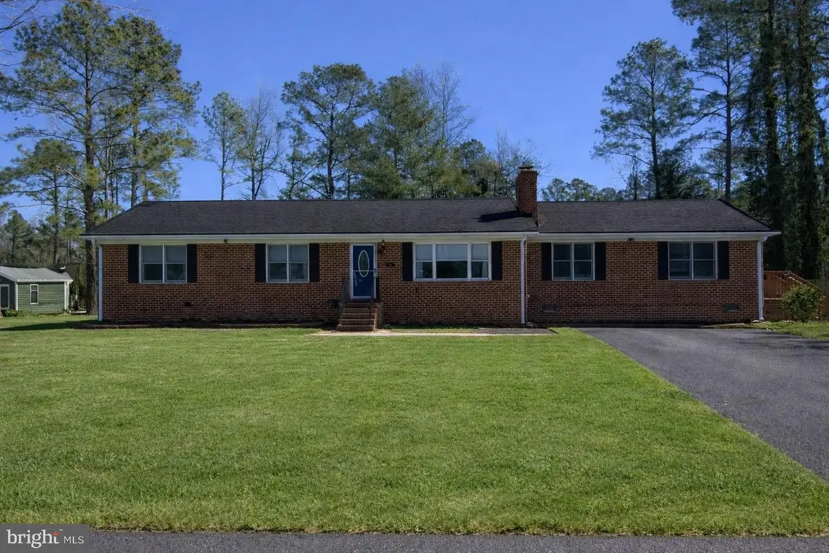 736 Annapolis Dr, Ruther Glen, VA 22546 - #1