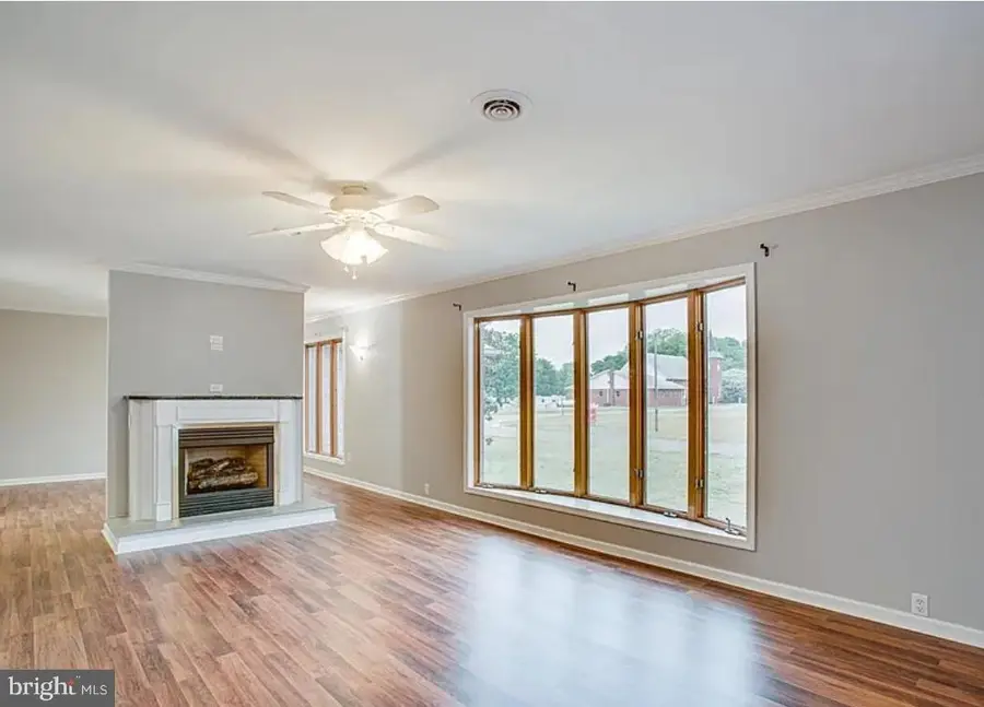 423 Frederick St, Port Royal, VA 22535 - #3