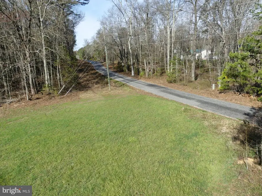 19075 Chilesburg Rd, Beaverdam, VA 23015 - #3