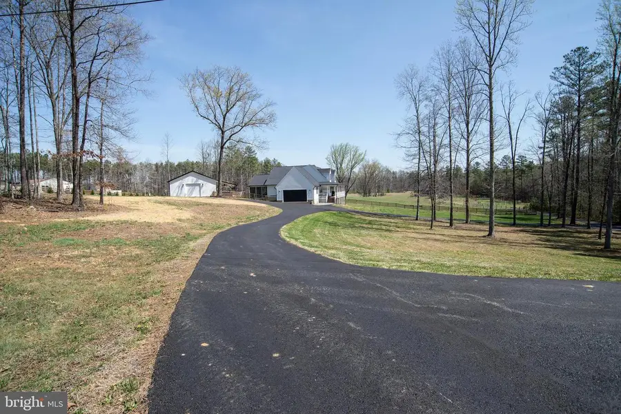 4415 Jericho Rd, Ruther Glen, VA 22546 - #3