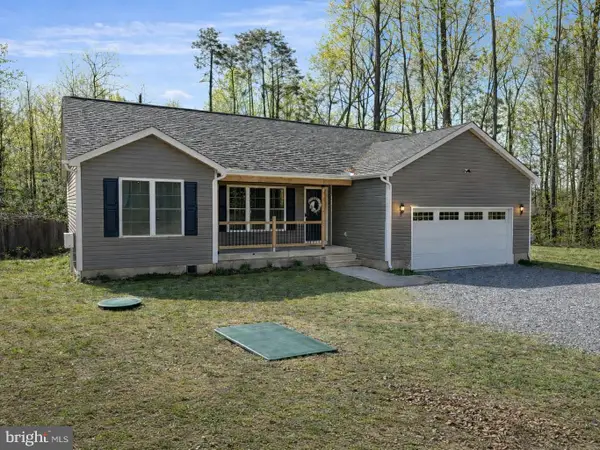 210 Lexington Dr, RUTHER GLEN, VA 22546