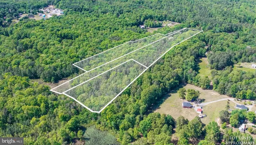 13641 Farmer Dr, Woodford, VA 22580 - #2