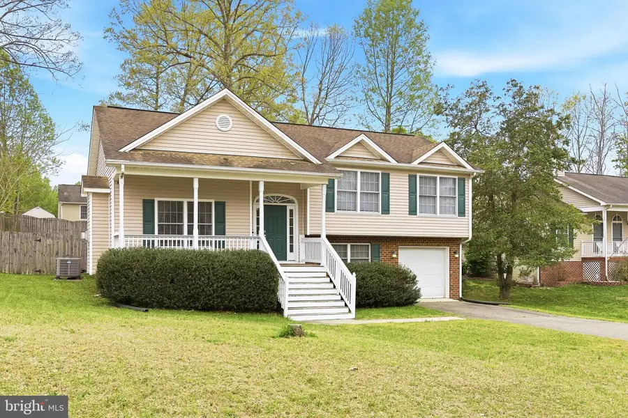 6162 Saddlehorn St, Ruther Glen, VA 22546 - #2