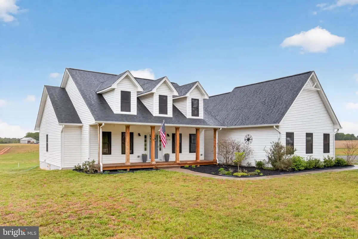 19178 Seals Rd, Bowling Green, VA 22427 - #1