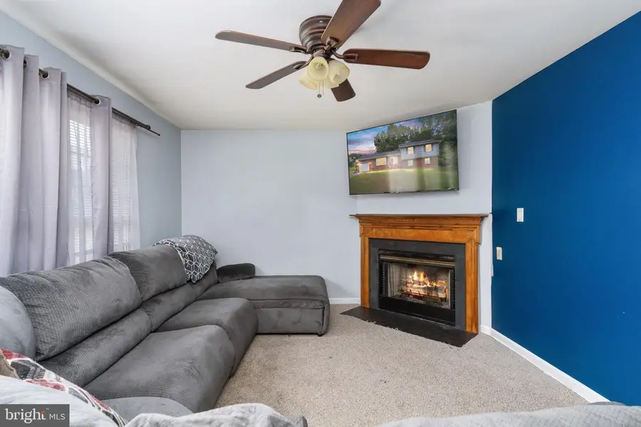 63 Bishop Cv, Ruther Glen, VA 22546 - #2