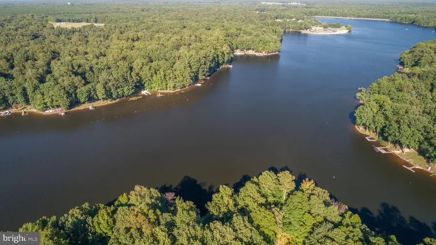 280 Lake Caroline Dr, Ruther Glen, VA 22546 - #3