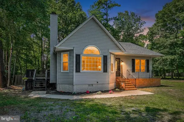 306 Crump Dr, RUTHER GLEN, VA 22546
