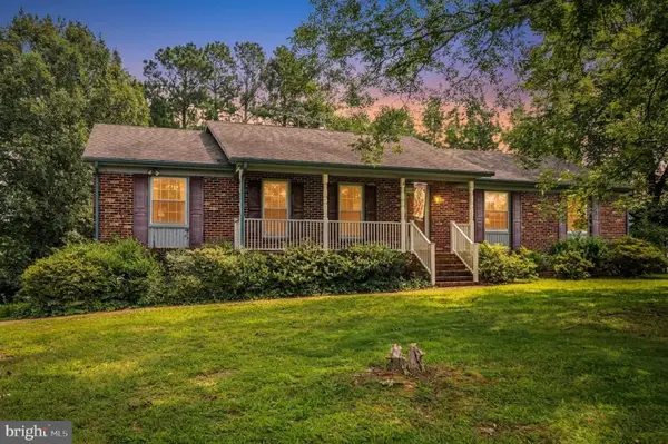 15531 School Rd, BOWLING GREEN, VA 22427