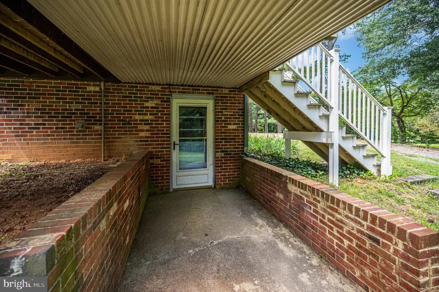 15531 School Rd, Bowling Green, VA 22427 - #3