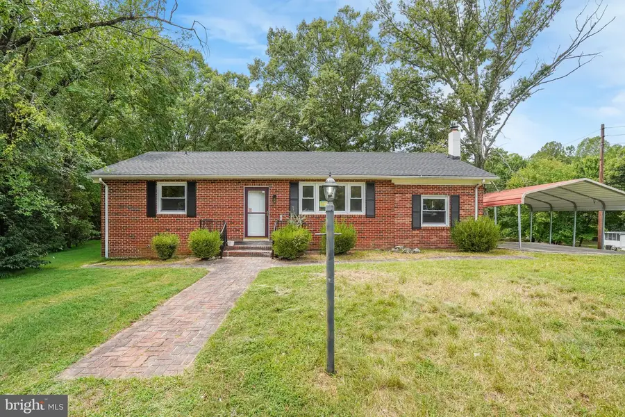 18260 Beazley Ln, Milford, VA 22514 - #2