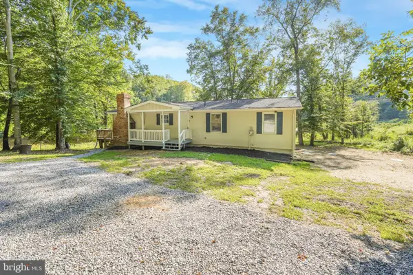 26374 Hill Rd, RUTHER GLEN, VA 22546