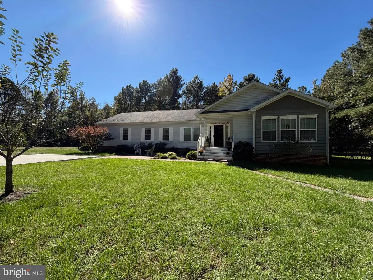 4438 Blantons Rd, Ruther Glen, VA 22546 - #1