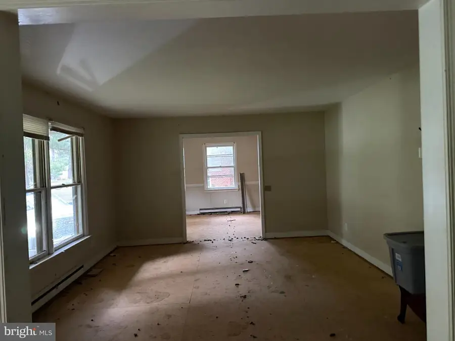 192 E Banbury Rd, Tappahannock, VA 22560 - Image #3