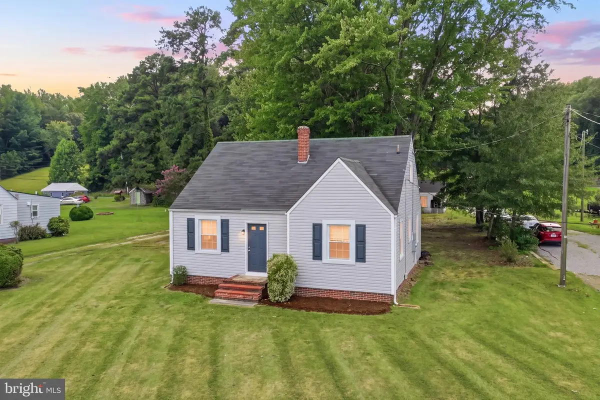 23408 Tidewater Trl, Tappahannock, VA 22560 - #1
