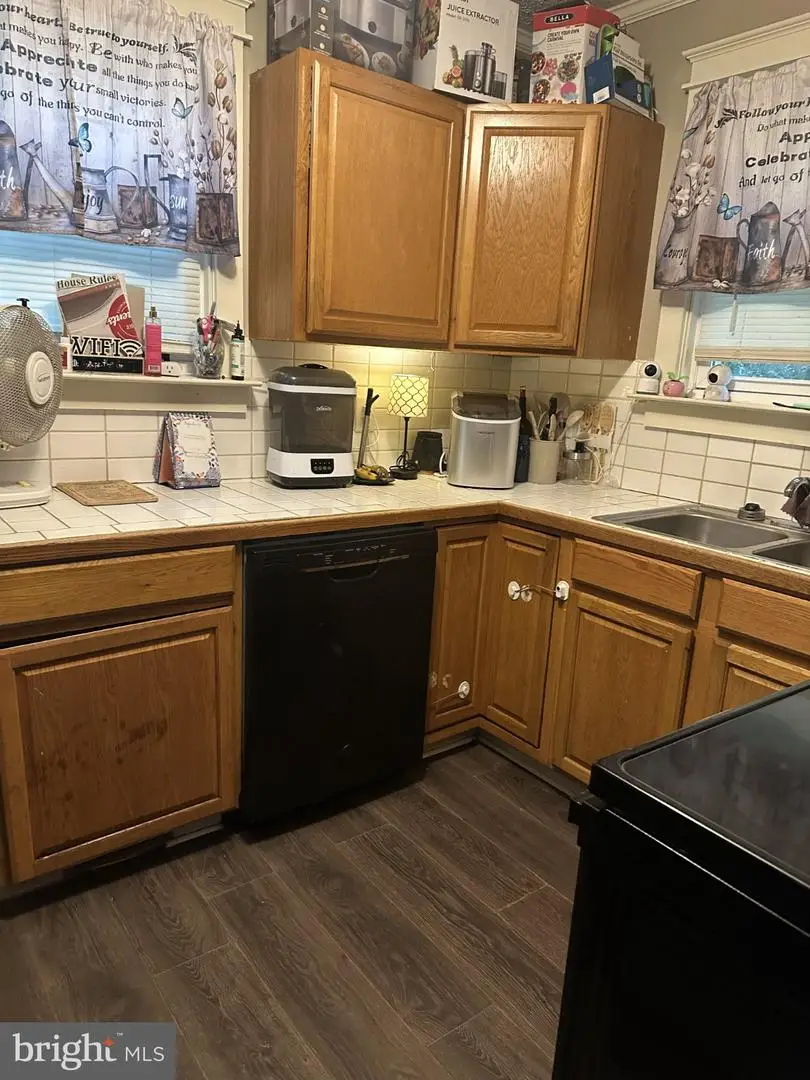 622 Essex St, Tappahannock, VA 22560 - #2