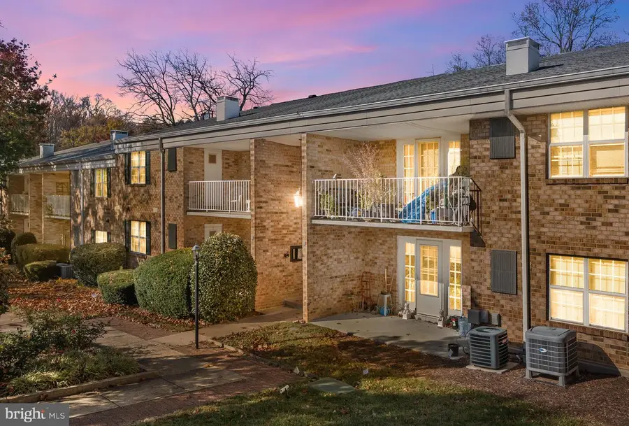 1134 S Washington St #t1, Falls Church, VA 22046 - Image #2