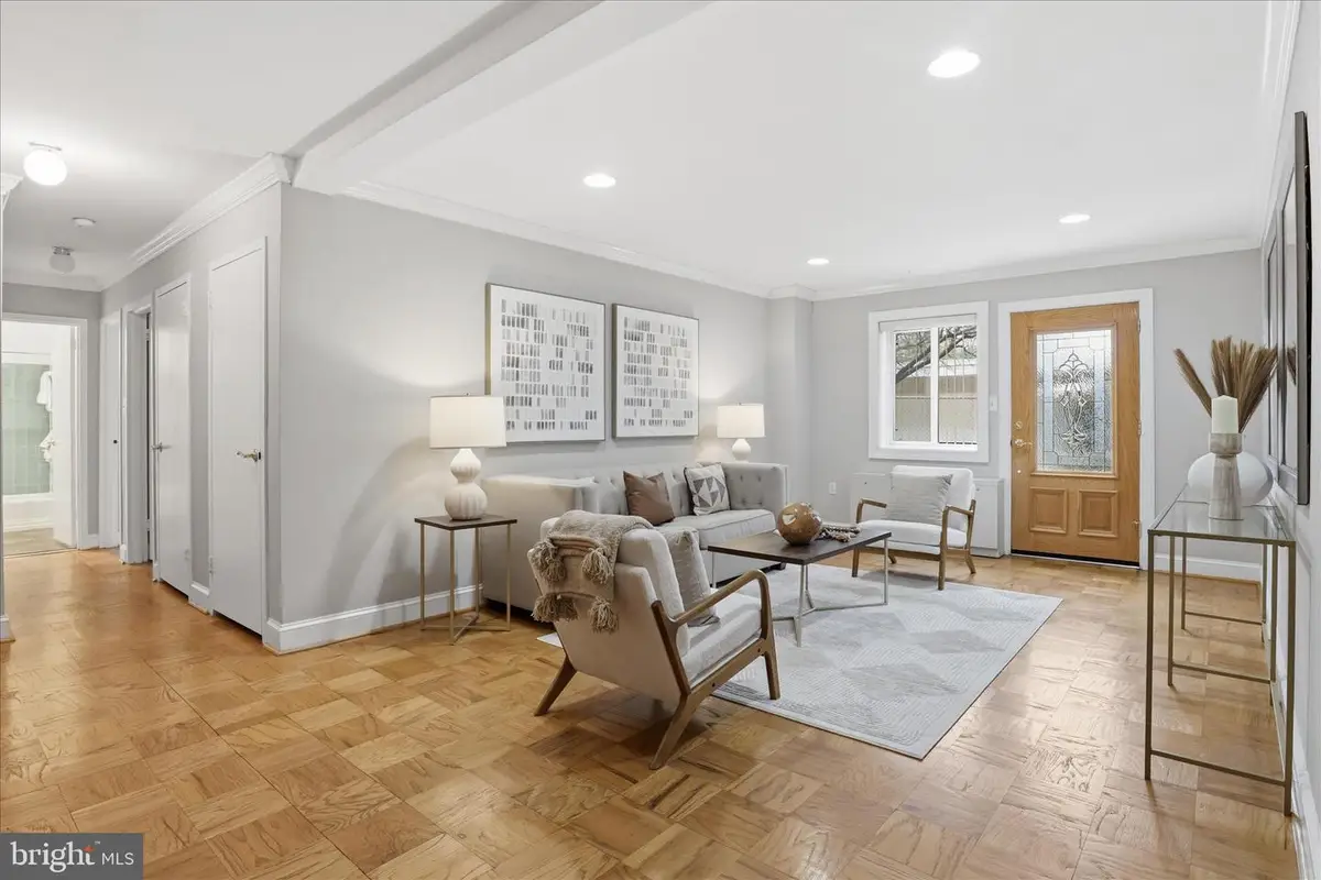 200 N Maple Ave #212, Falls Church, VA 22046 - Image #1